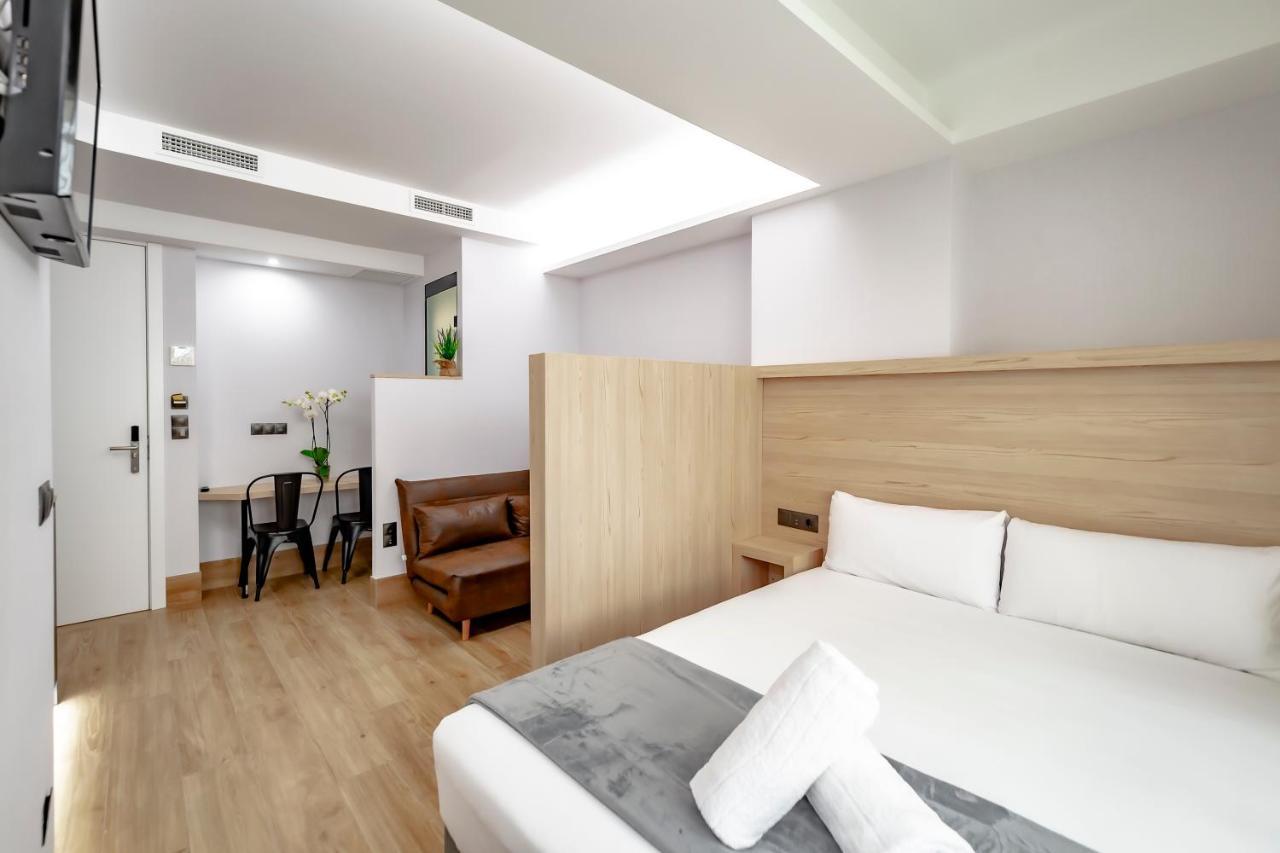 Dobohomes - Montesa 20 Apartamentos Madrid Kamer foto